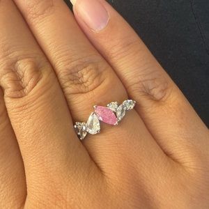 Bomb party-Luck be a lady ring